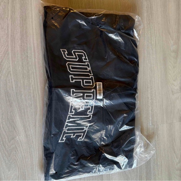 Supreme Chicago white Sox hooded baseball jersey black Size L - Picture 3 of 3